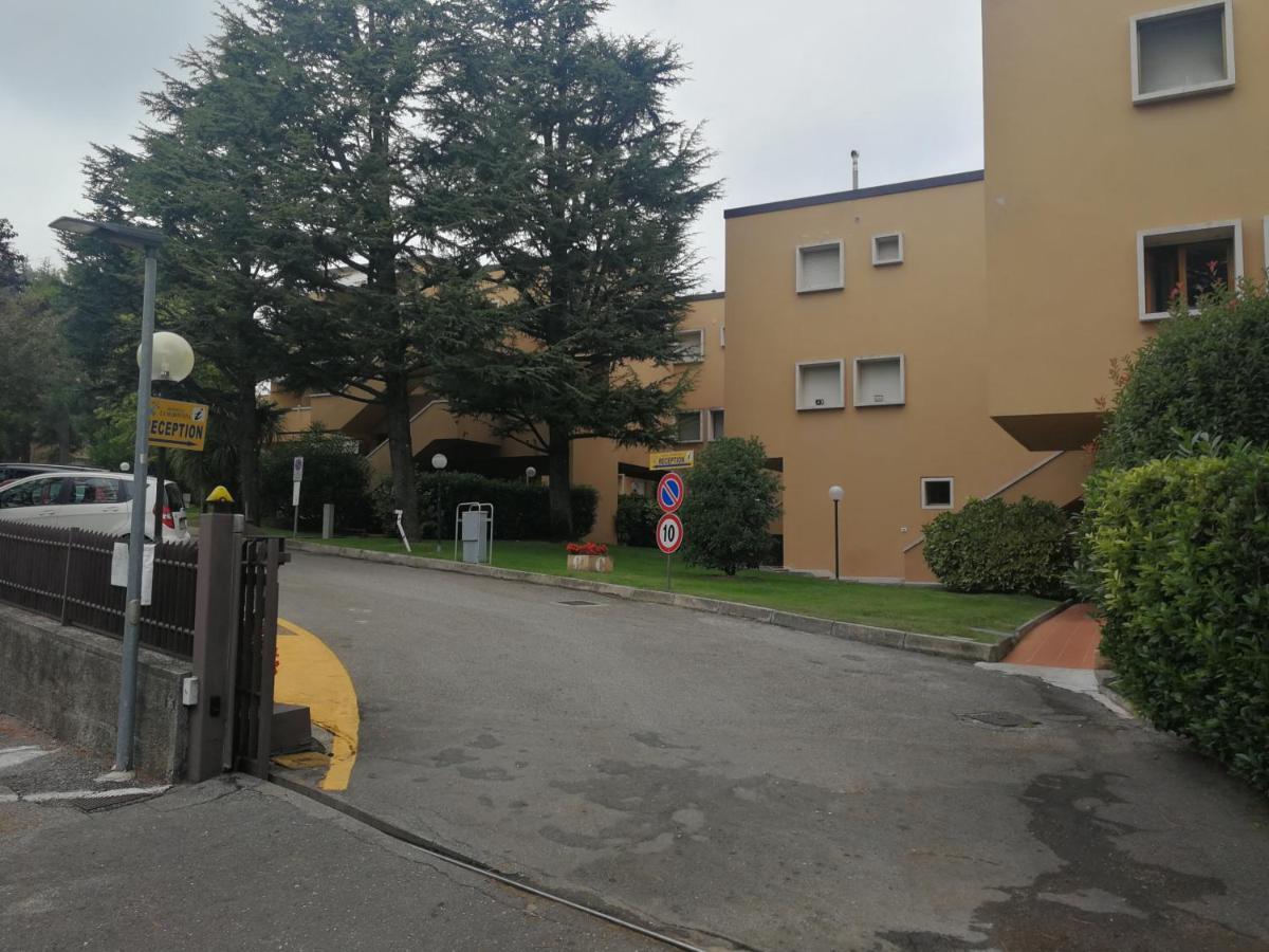 Appartamenti Massimiliano Peschiera del Garda Eksteriør billede
